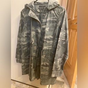 Lucky Brand| XS| Hooded Camo light weight jacket| NWT.